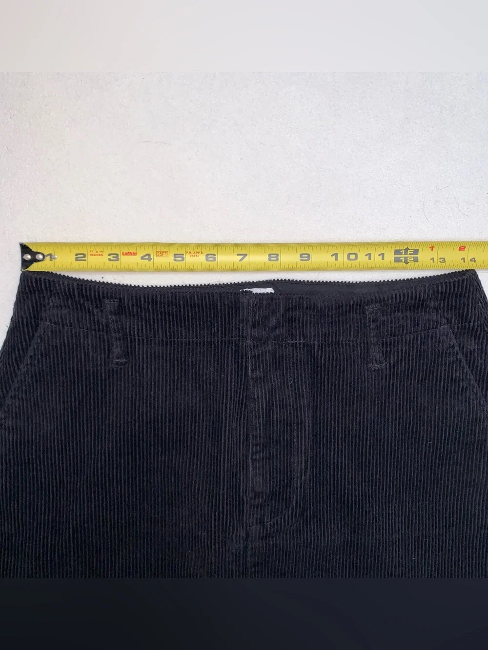GAP A-Line Mini Skirt Black Corduroy Skirt Sz 4 Boho Y2K Preppy Grunge Academia